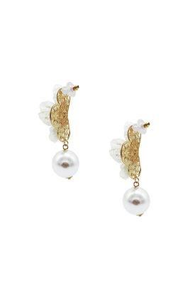 Averie White Flower Pearl Earrings