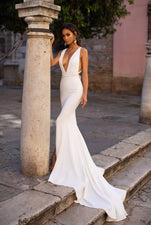 Julianne - White Plunge Neck Mermaid Gown with Slit & Multiway Straps