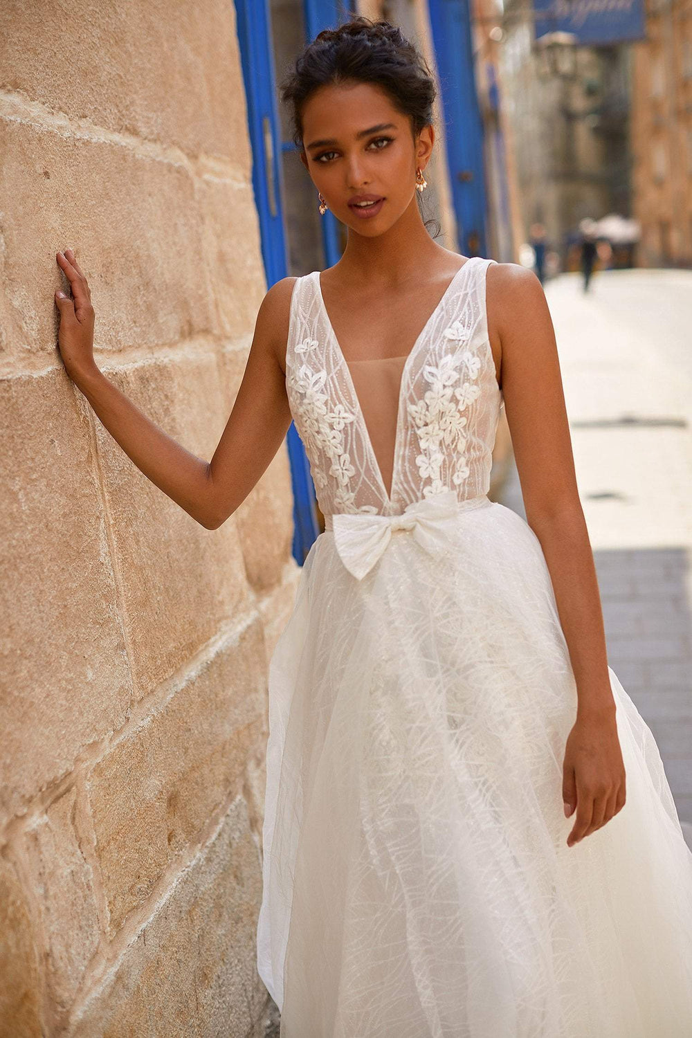 A&N Martha - White Tulle Boho Bridal Gown with Plunge Neck